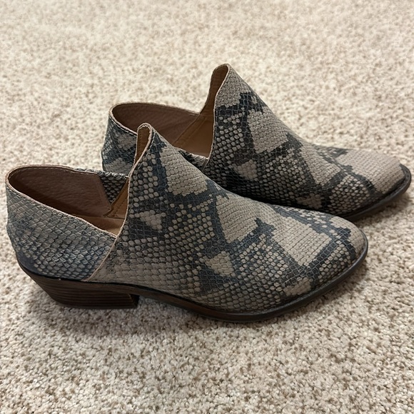 Lucky snake skin booties - Picture 3 of 4
